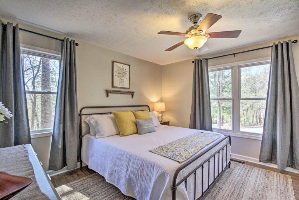 Less Than 3 Miles To Downtown With Firepit Ellijay Exterior photo