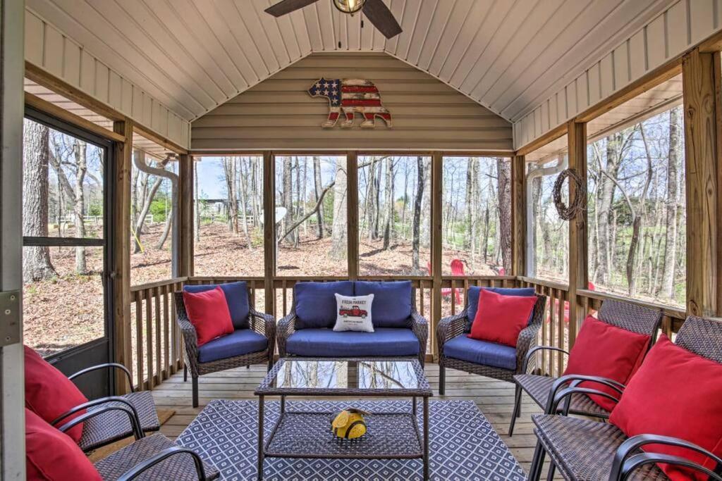 Less Than 3 Miles To Downtown With Firepit Ellijay Exterior photo